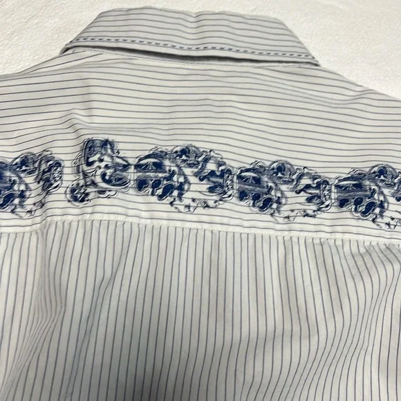 ⭐️ 2 for $15 Pronto Uomo striped long sleeve casual or dress button down - Picture 7 of 7